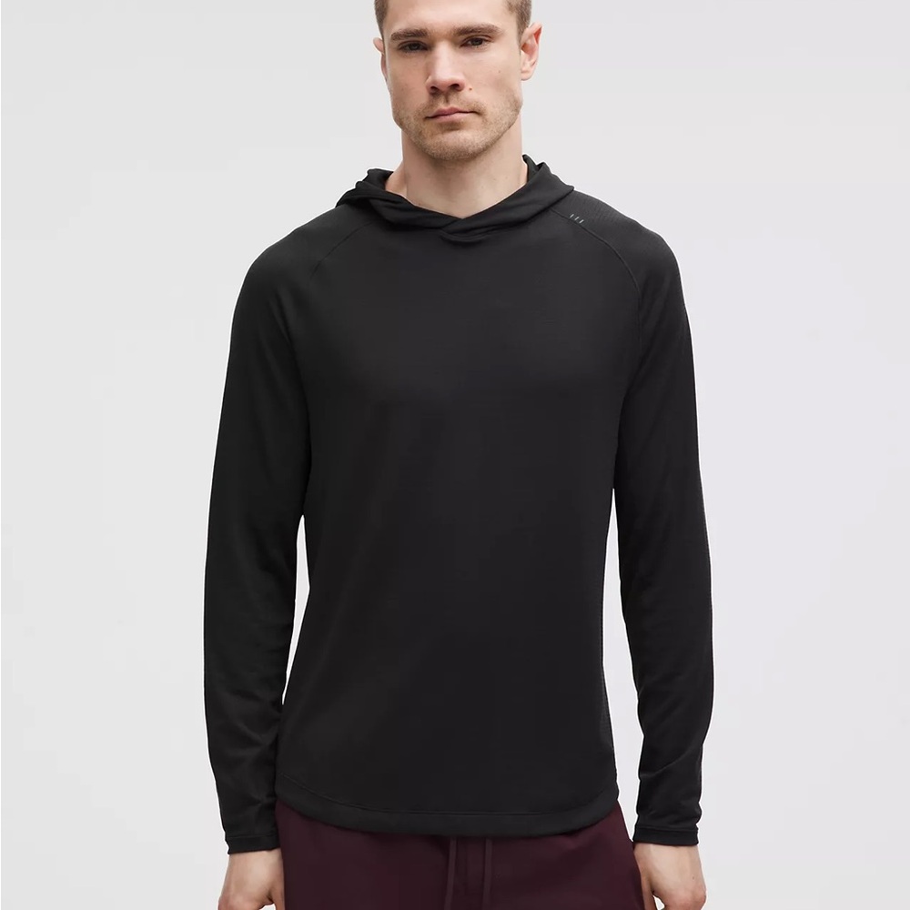 Lululemon License to Train Hoodie shirt black LARGE